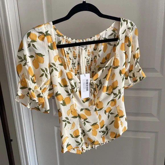 NWT Reformation Delevan Top in Lemonade Size 2 - Picture 3 of 6